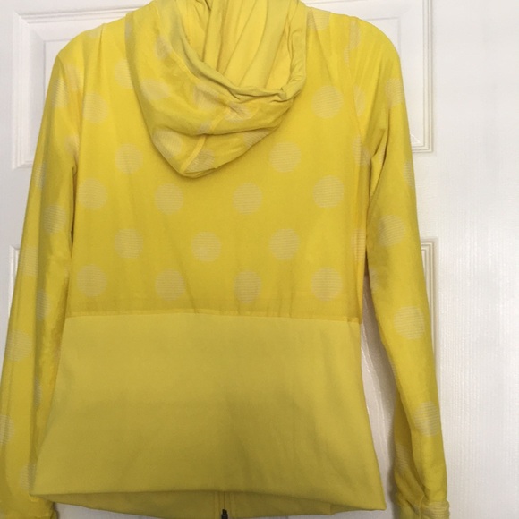 Lululemon Reversible Lined Derine Jacket (used). - Picture 6 of 7